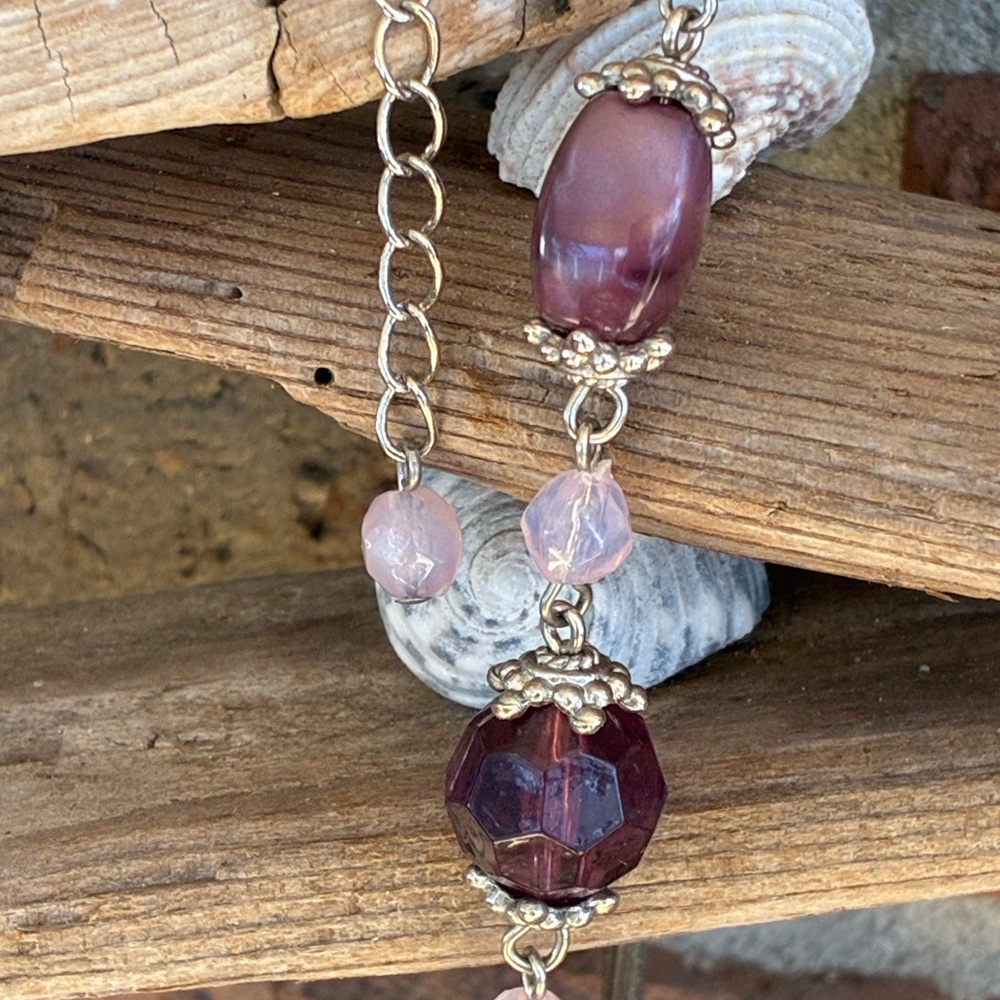💜 Elegant Purple and Silver Beaded Necklace VTG